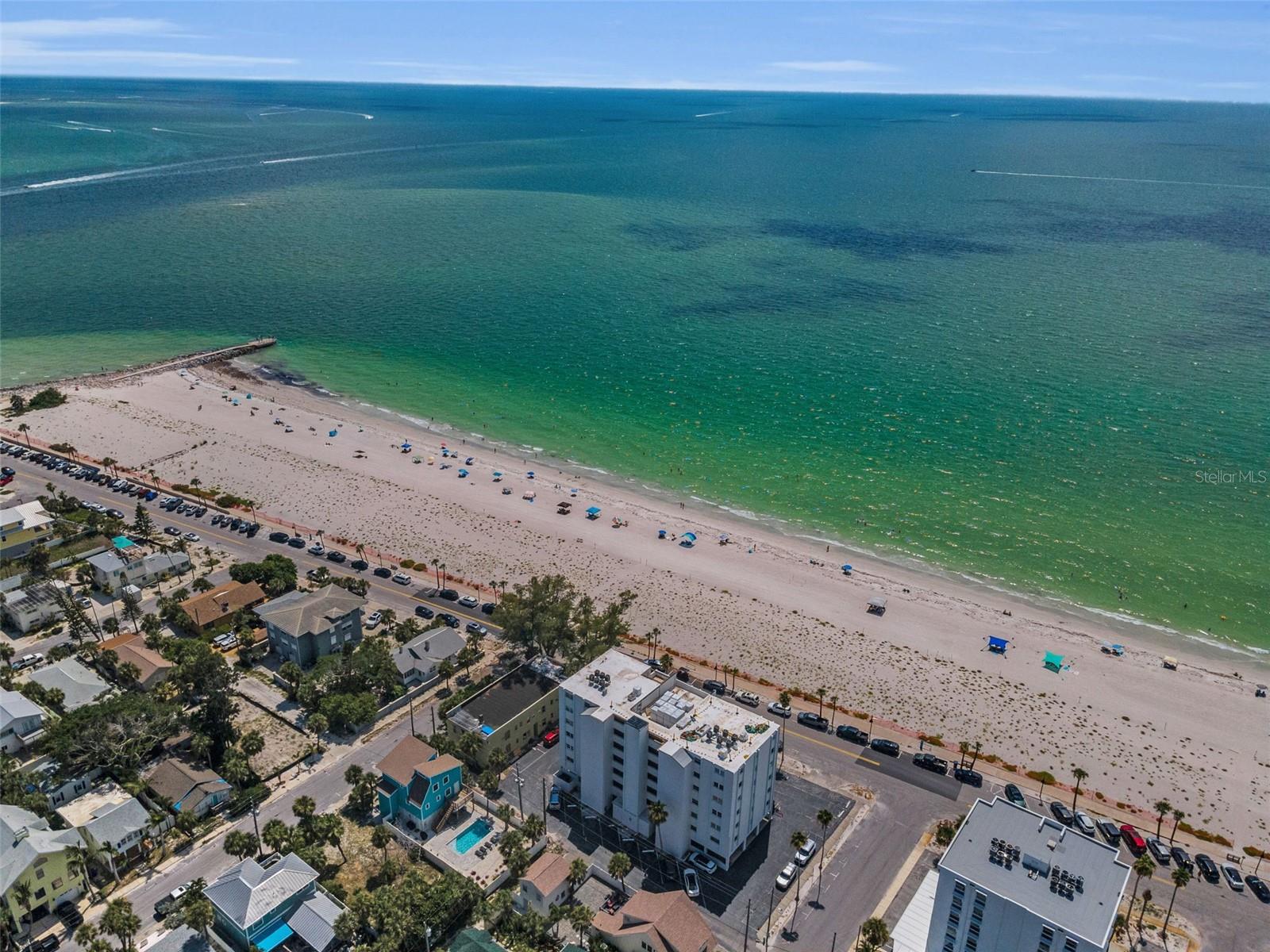 403 Gulf Way, FL