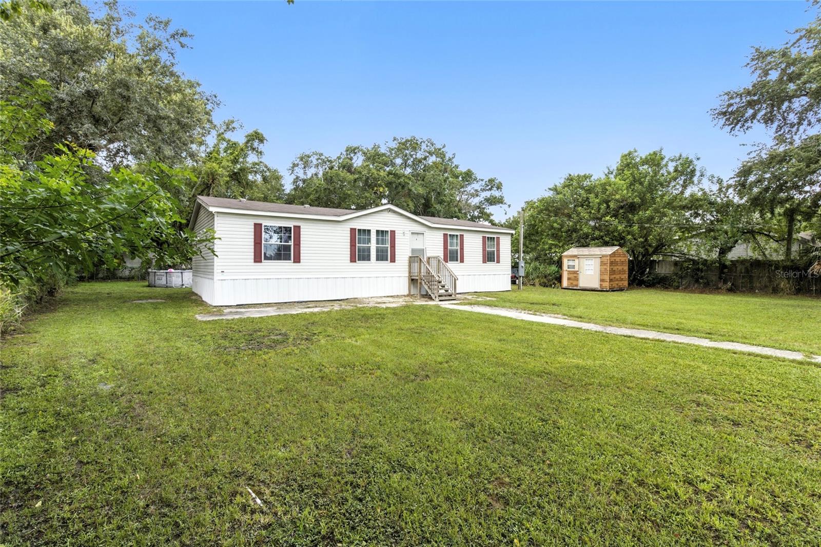 41 Norman Ln, FL
