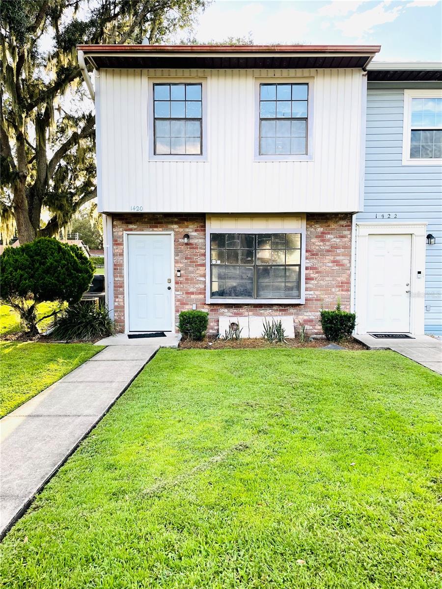 1420 Ridge Lake Court, FL