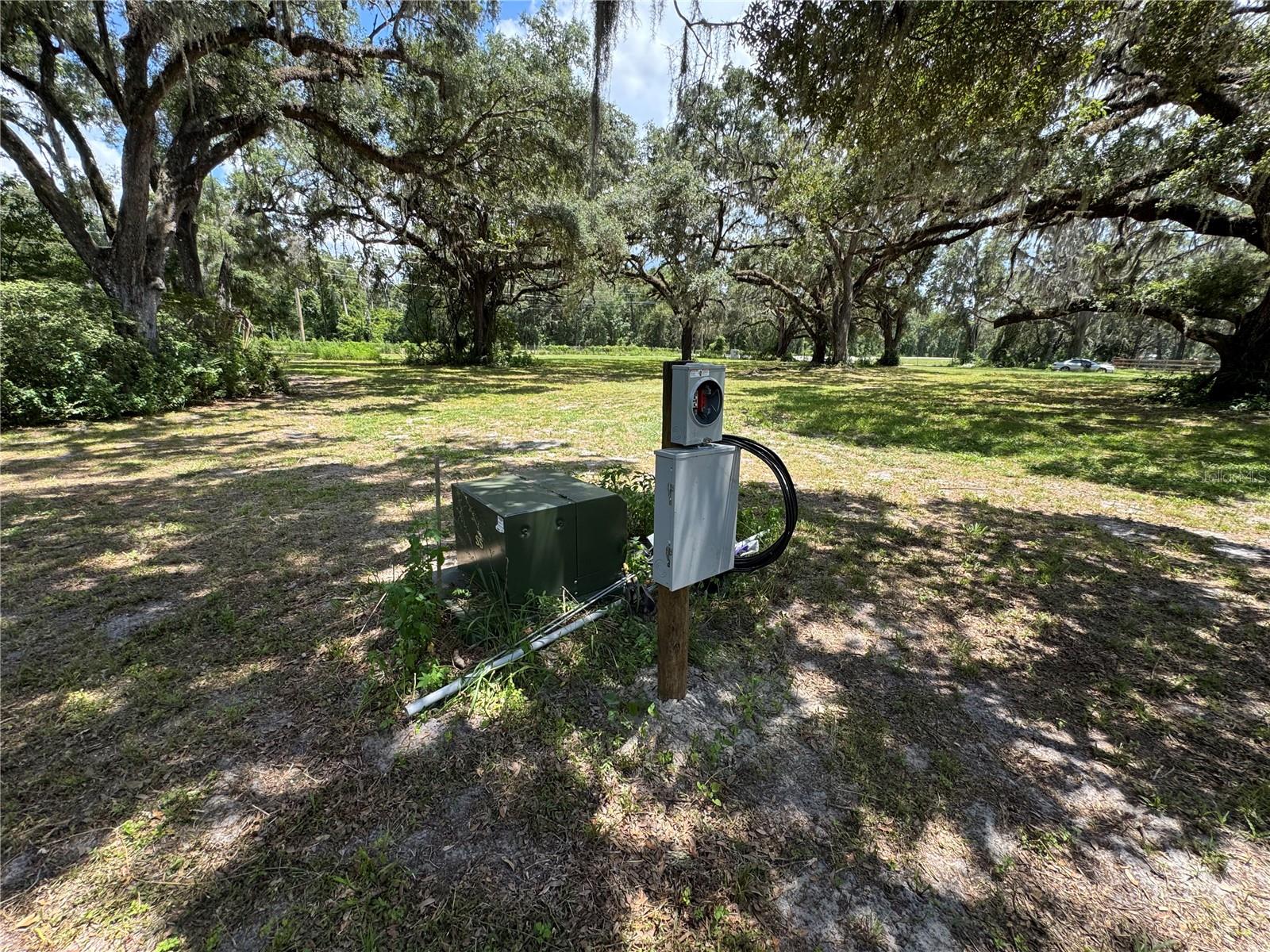 1220 Us Highway 41, FL
