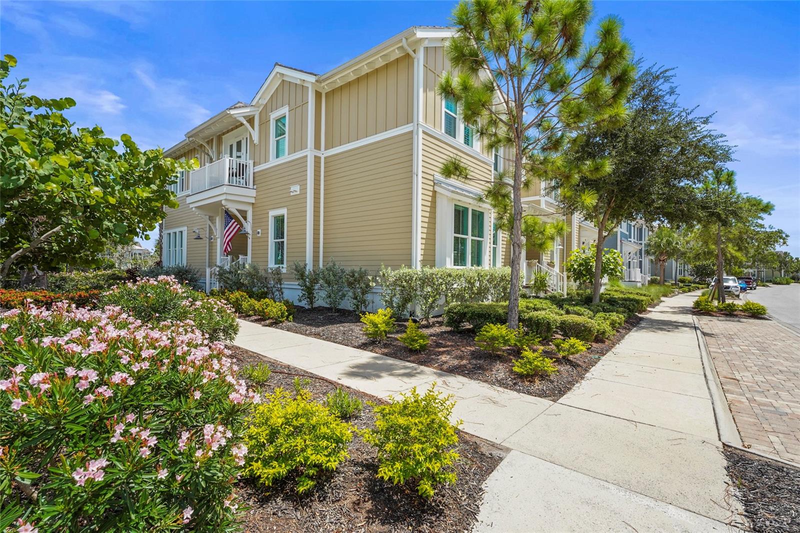 303 Compass Point Drive, FL