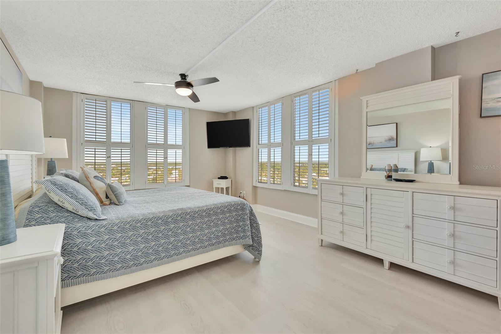1575 Ocean Shore Boulevard, FL