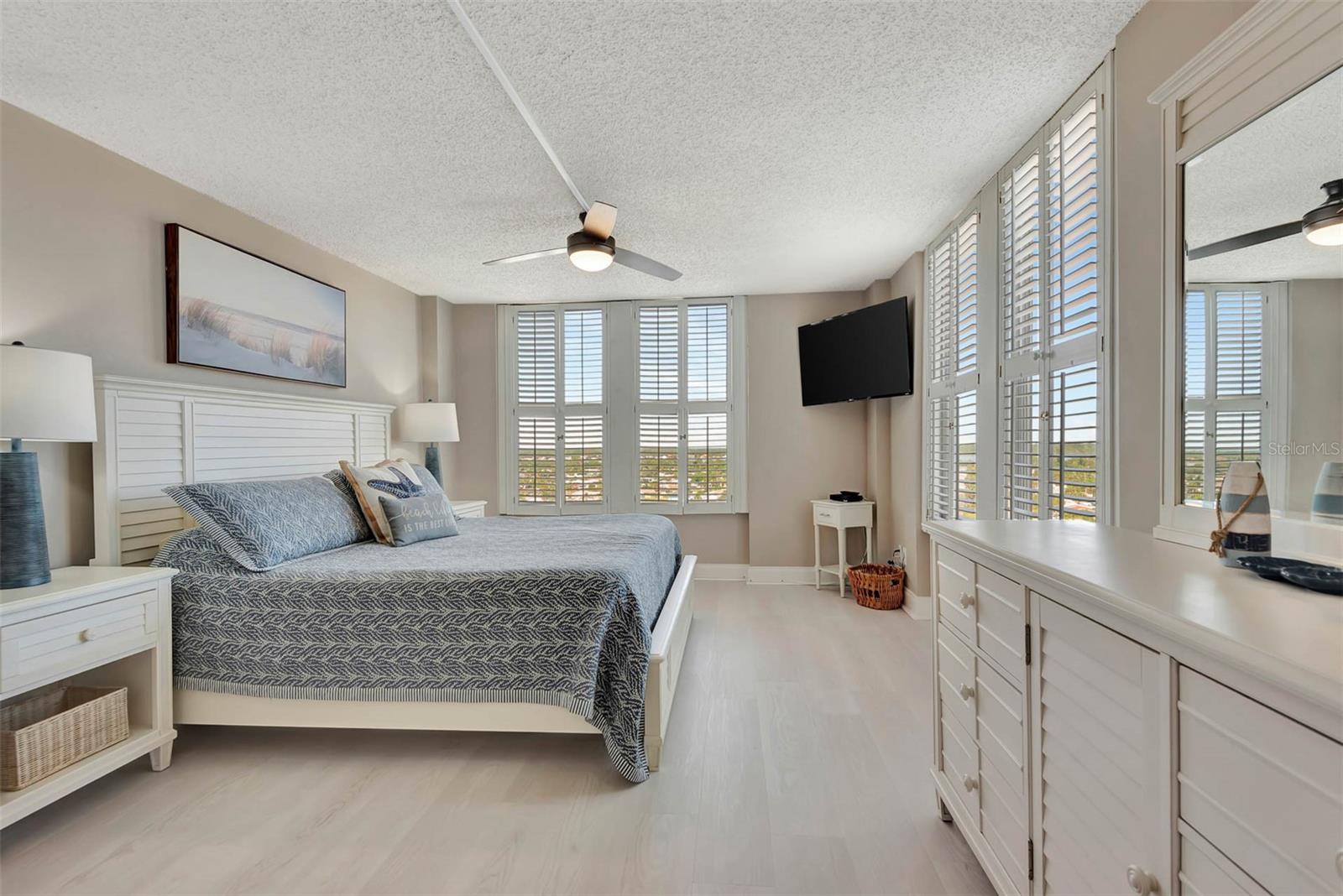1575 Ocean Shore Boulevard, FL