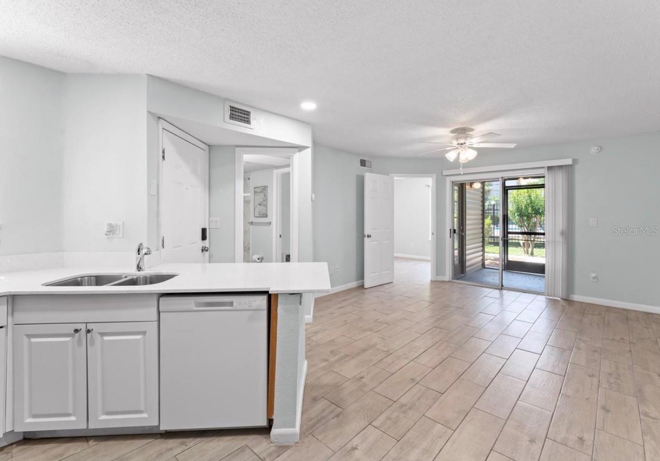 1908 Lake Atriums Circle, FL