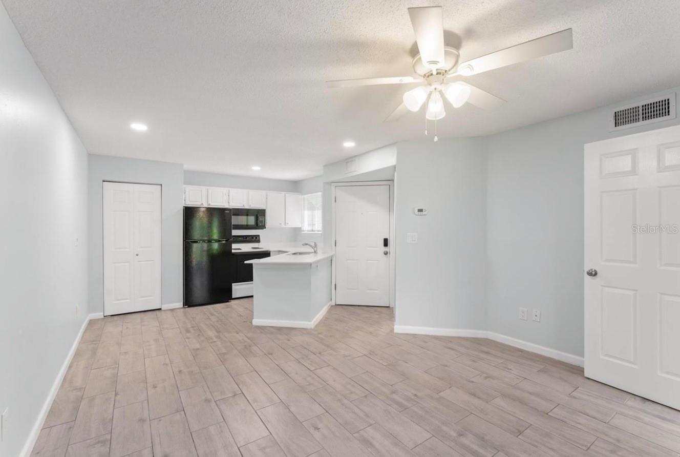1908 Lake Atriums Circle, FL