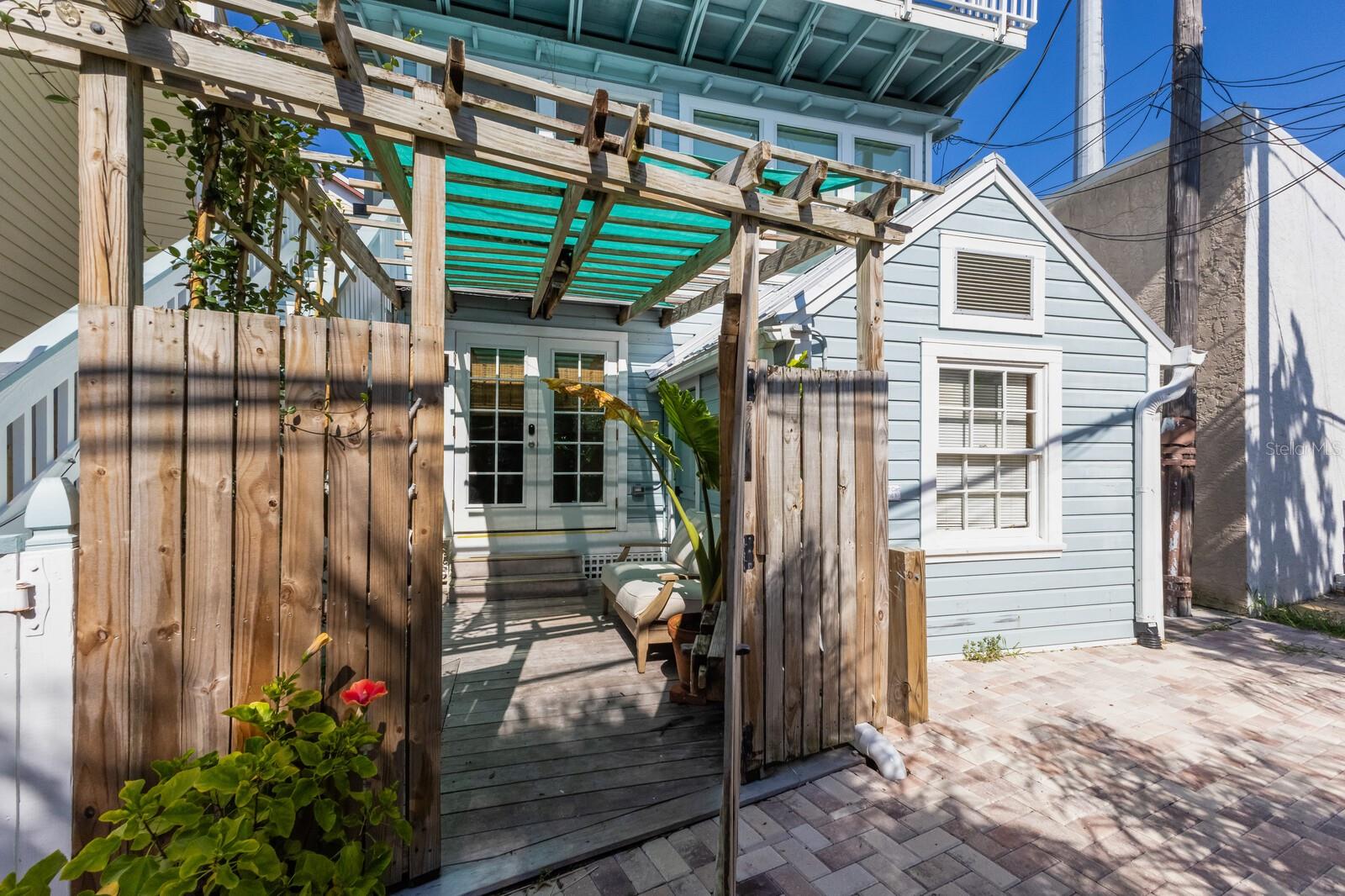 370 Railroad Avenue, FL