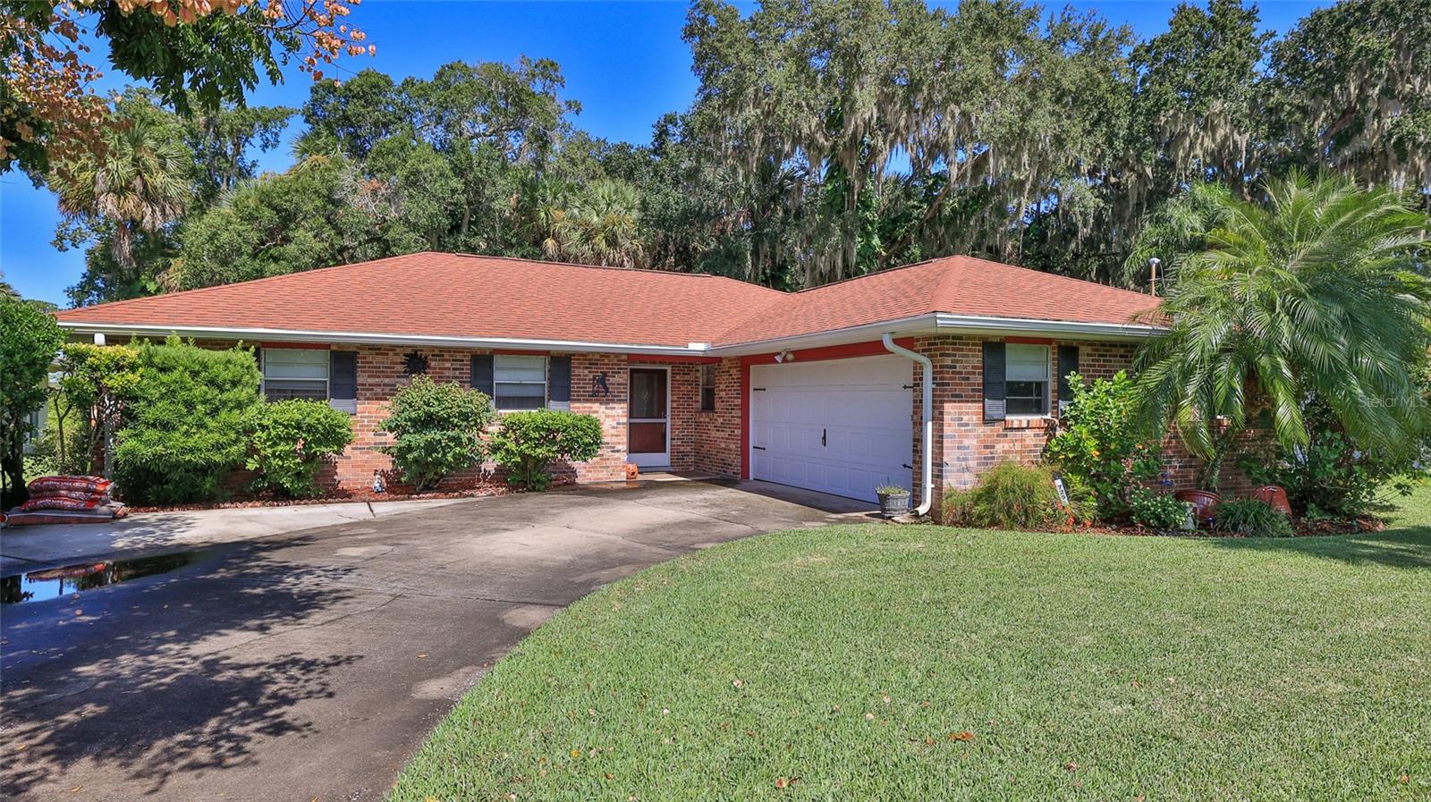 725 Green Rd, FL