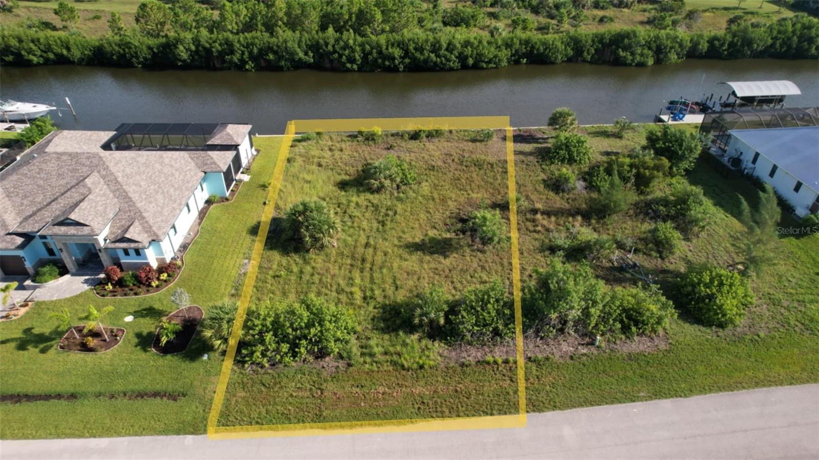 15076 Leipzig Circle, FL