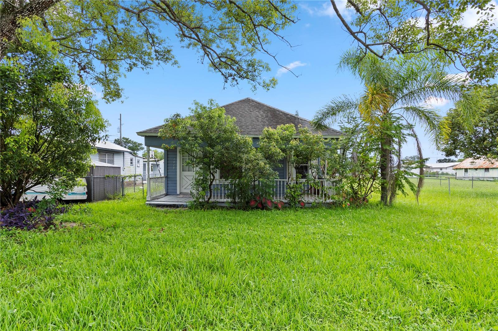 1418 Massachussetts Ave, FL