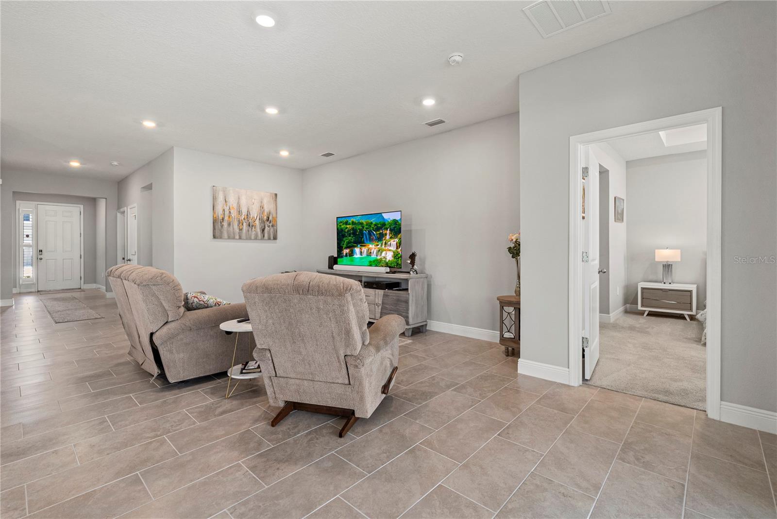 5282 Grove Mill Loop, FL