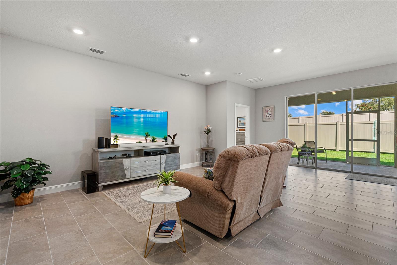 5282 Grove Mill Loop, FL