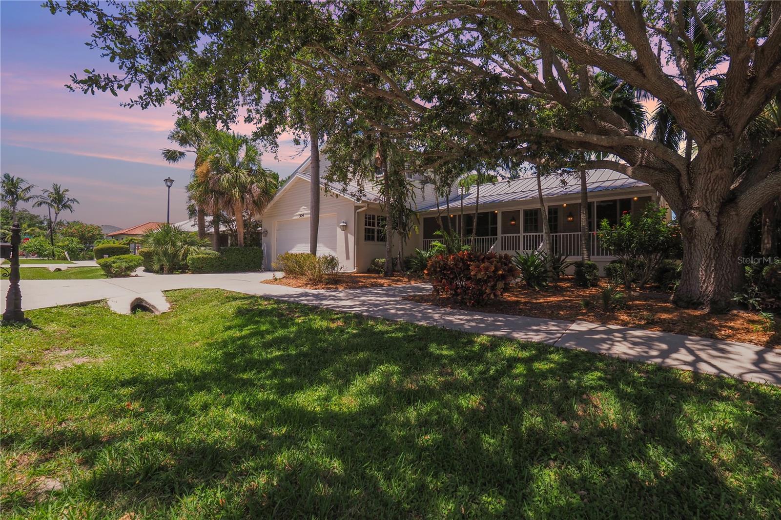 304 Tortuga Dr, FL
