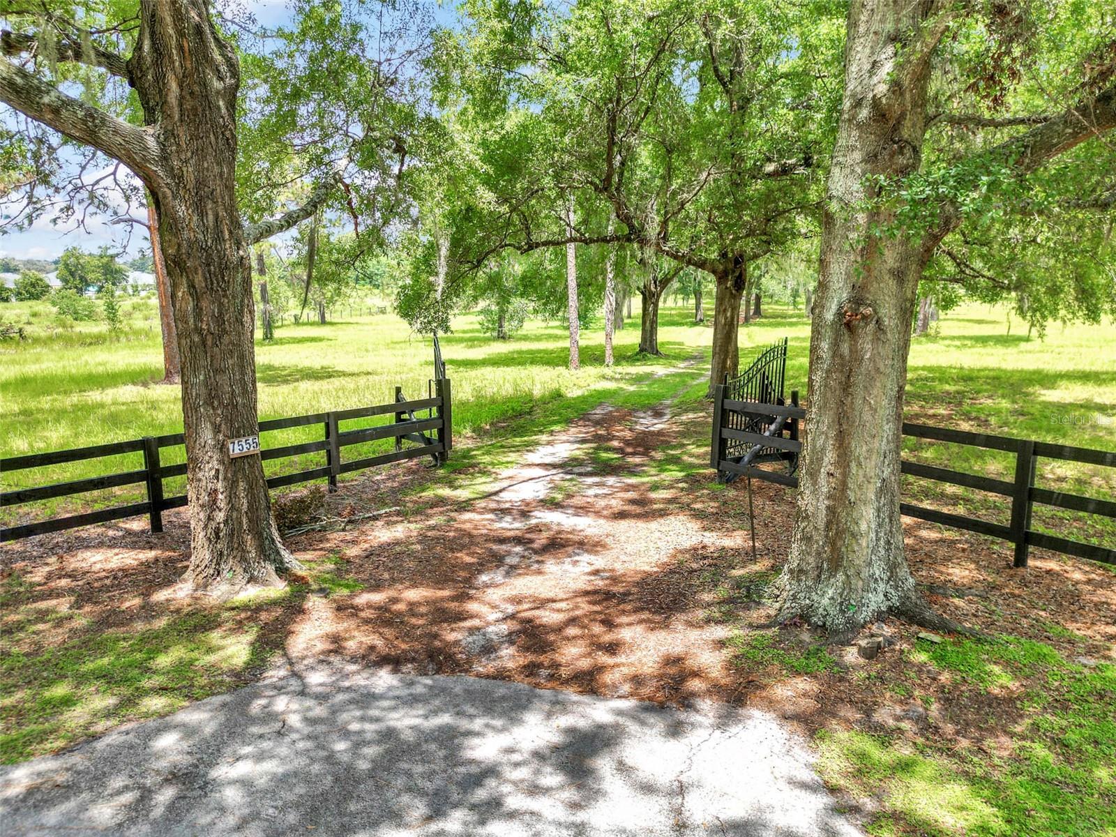 7555 77th Place, FL