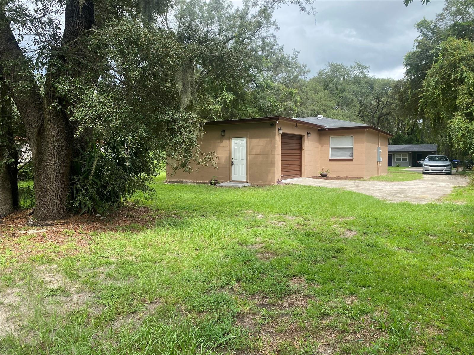 1608 Long Lane, FL
