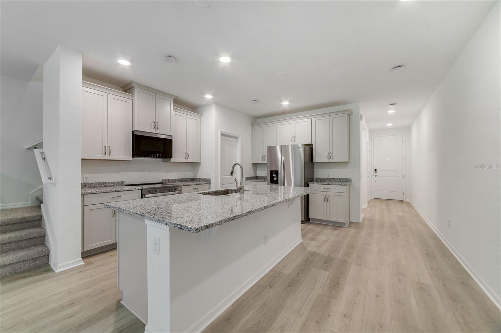 1674 Greenleaf Woods Cove, FL