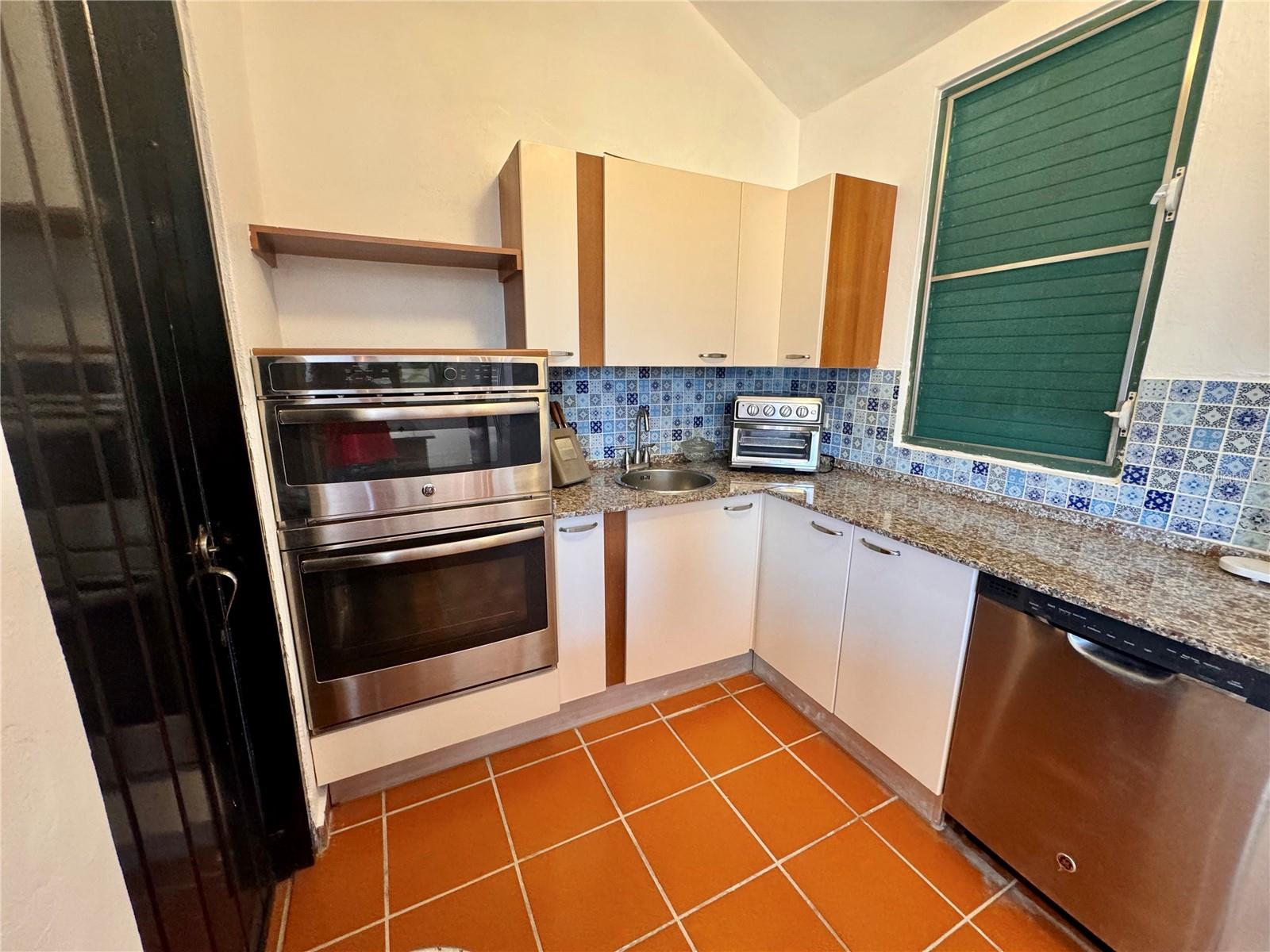 A1 Harbour Drive, PR