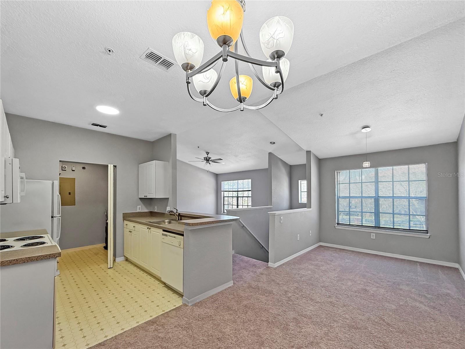 860 Grand Regency Point, FL
