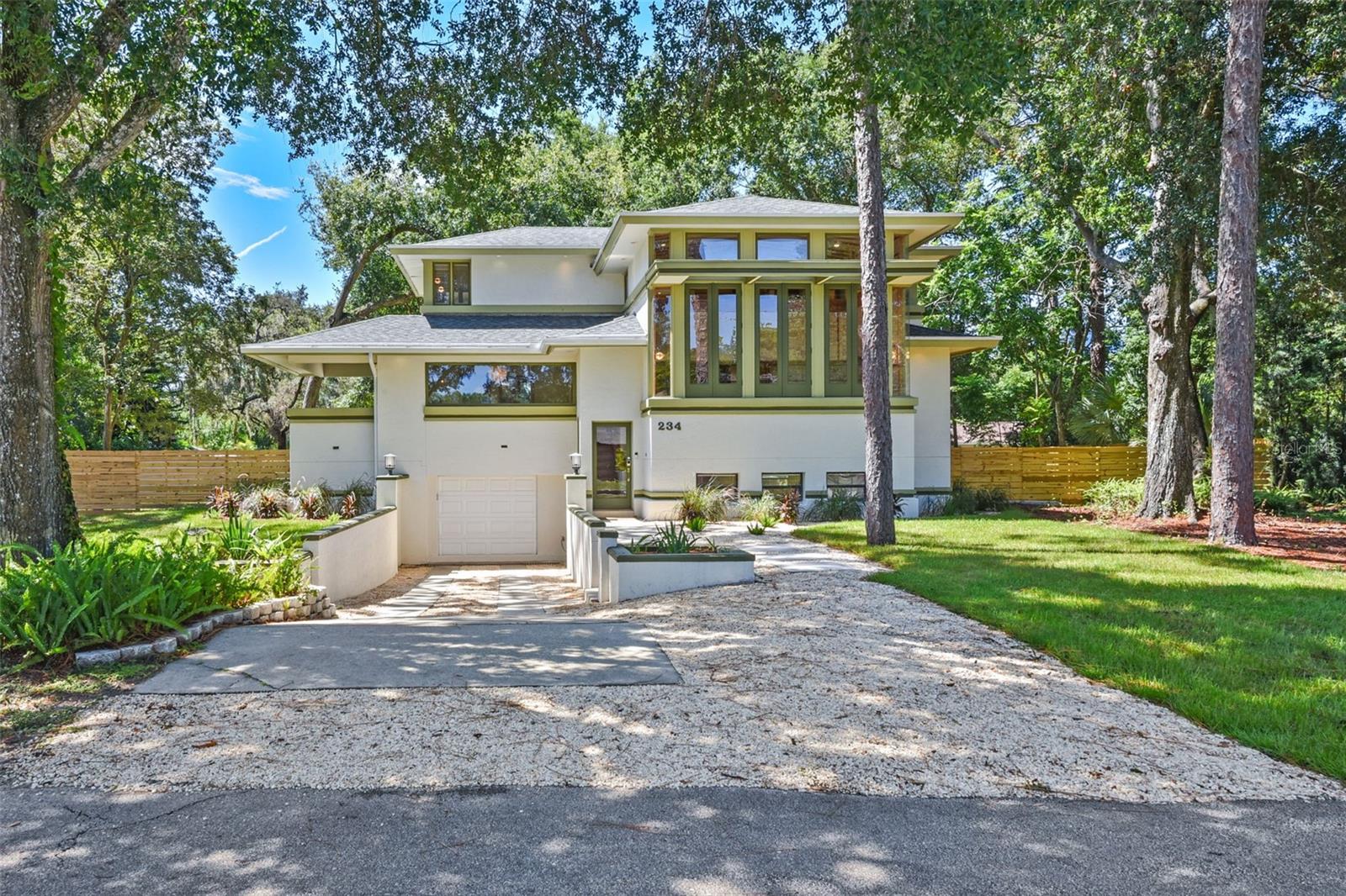 234 Alpine St, FL