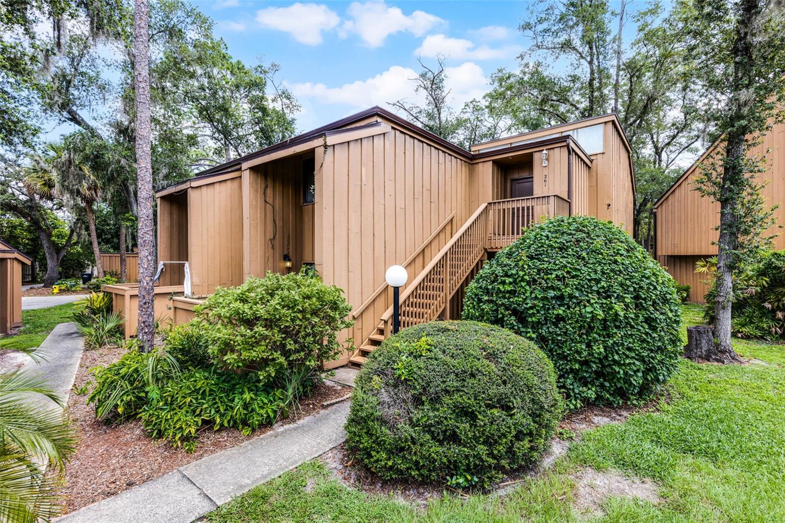260 Crown Oaks Way #260, FL
