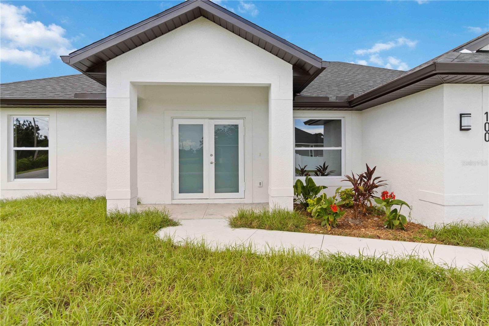 100 Abbott Court, FL