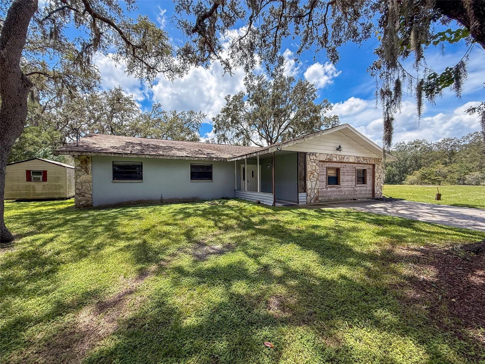 15438/15440 Azra Dr, FL