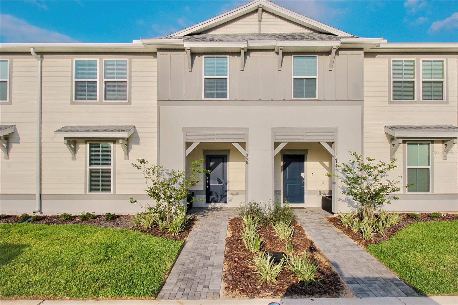1258 Shoreside St, FL