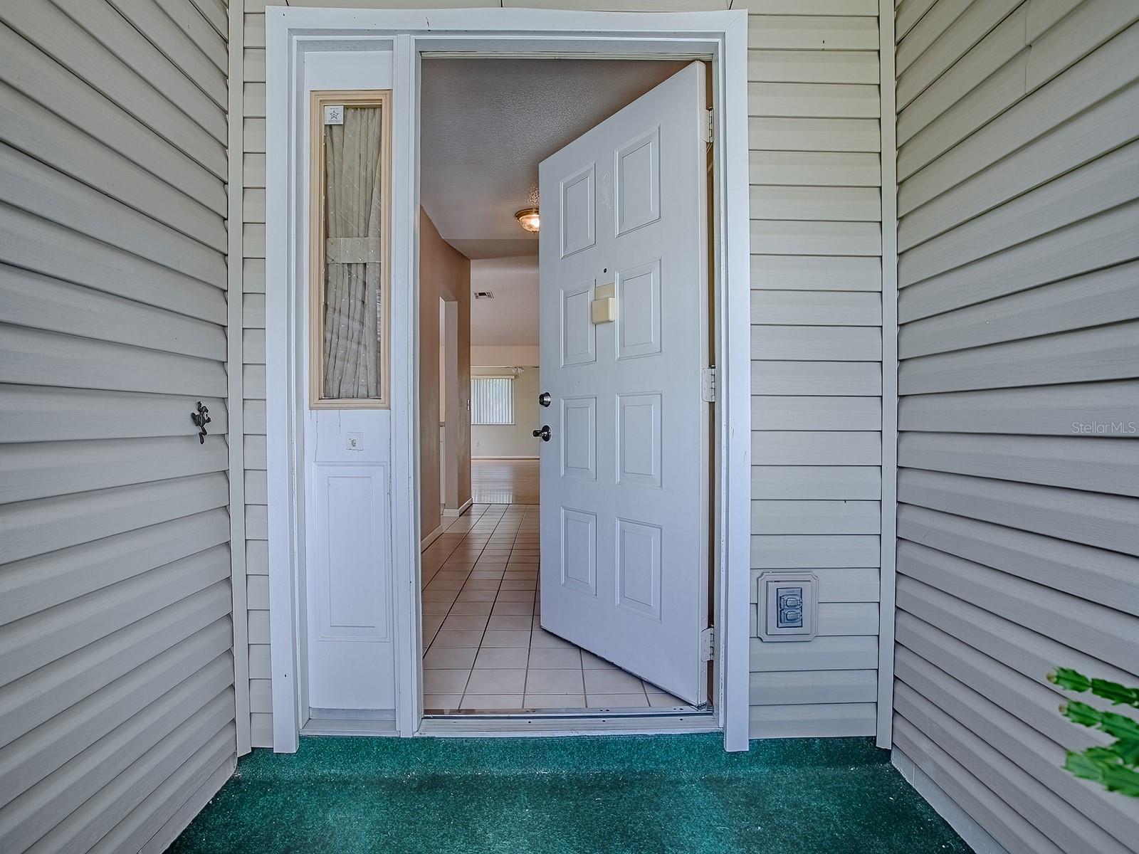 642 Glen Oaks Drive, FL