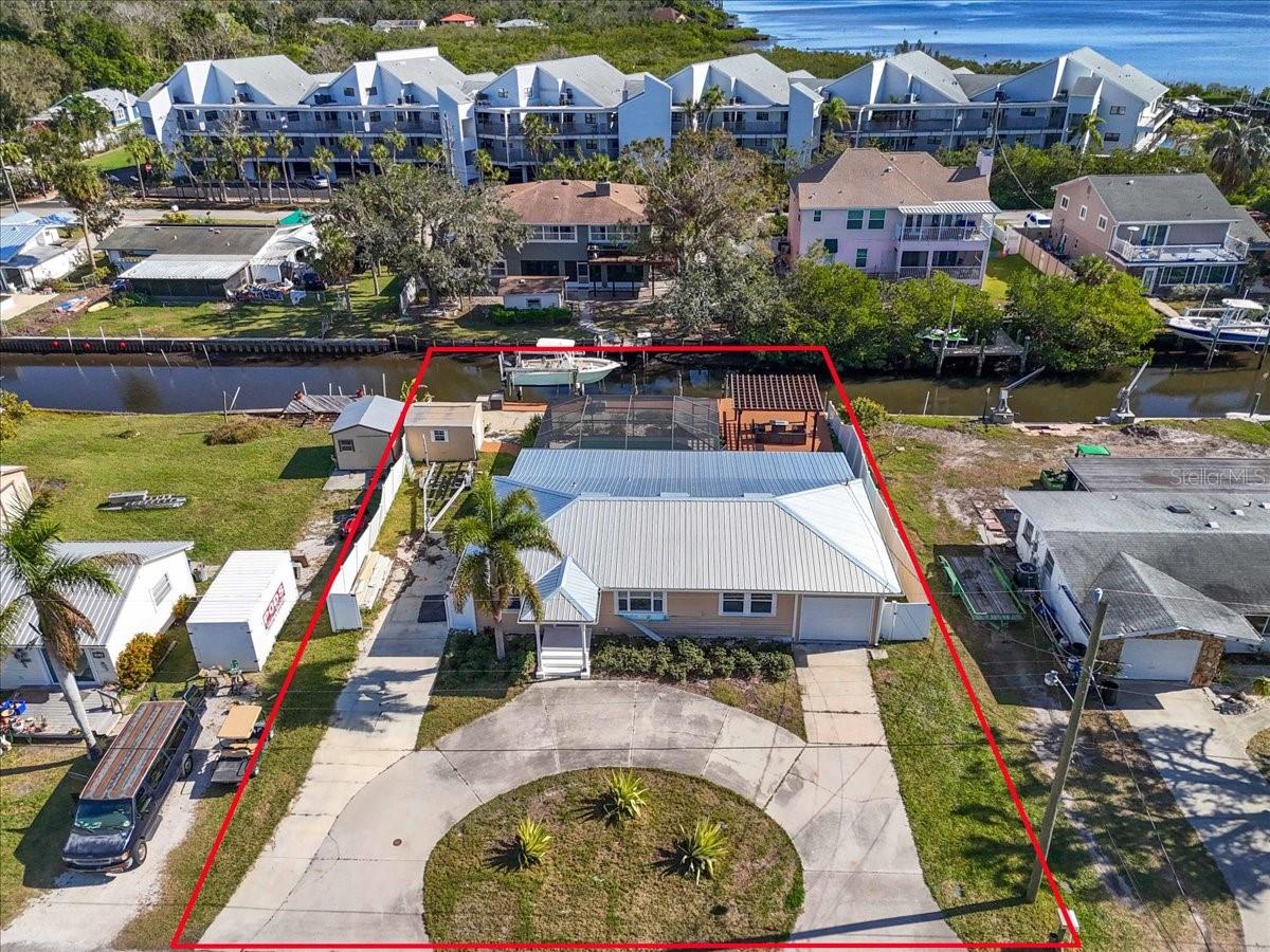 524 Palm Avenue, FL