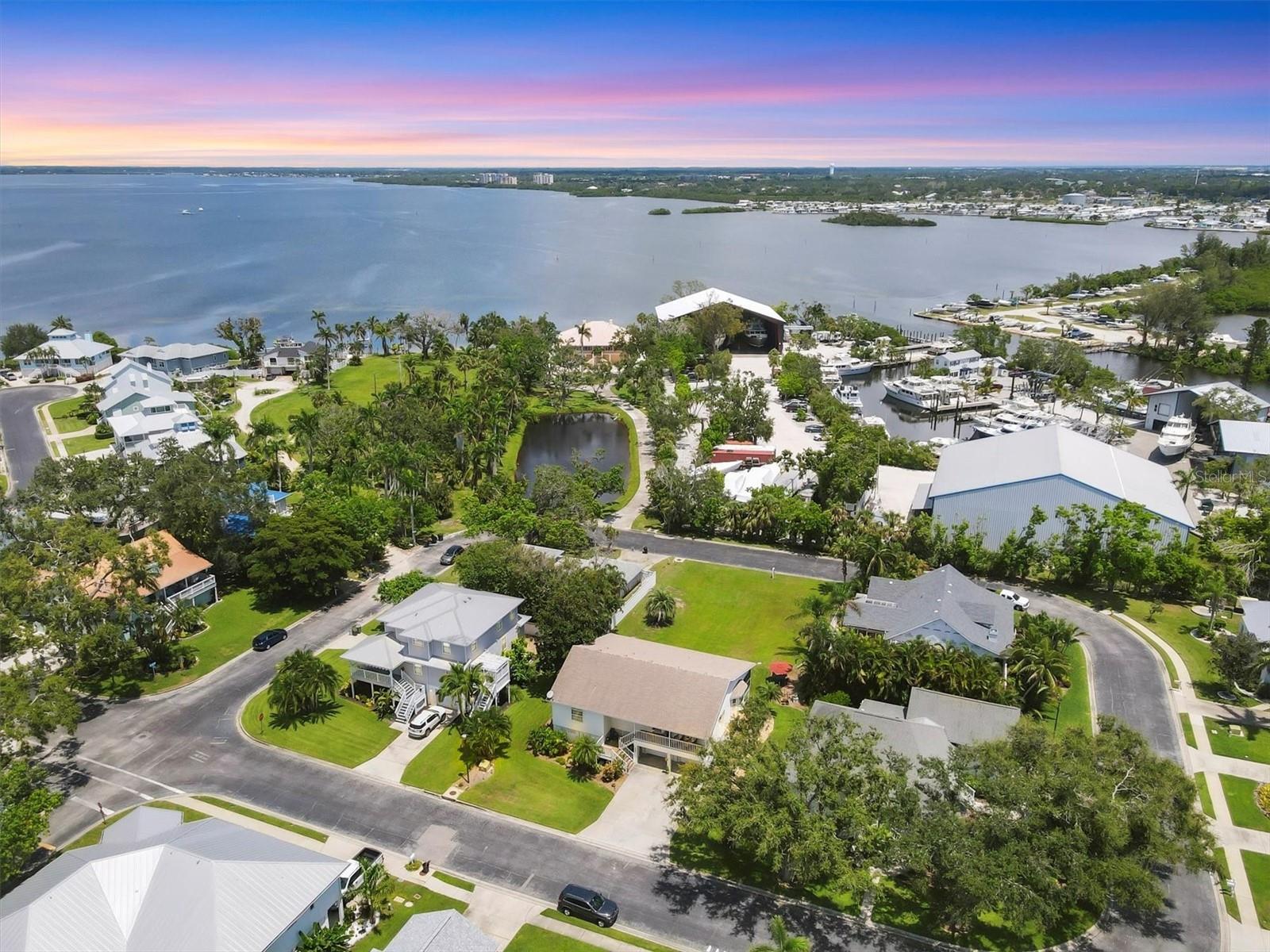 1408 43rd Avenue Drive, FL
