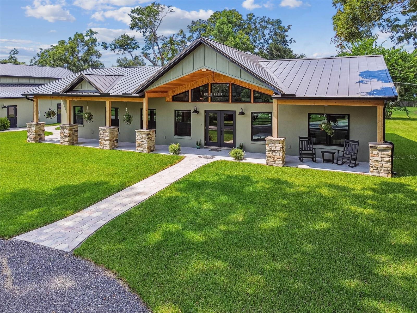 1517 Uncle Buds Ln, FL