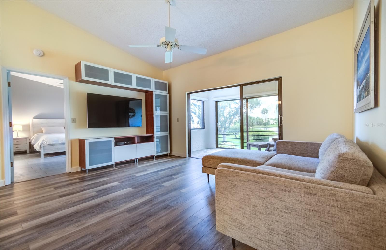 600 Carriage House Lane, FL