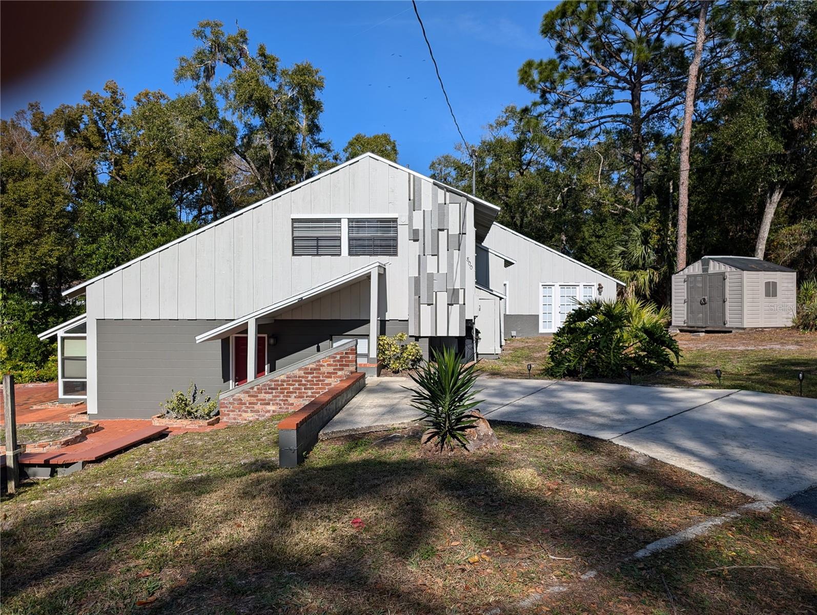 800 Lake Marion Dr, FL