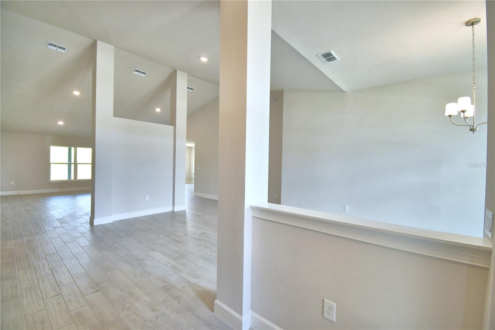 5214 Tennessee Ridge Court, FL