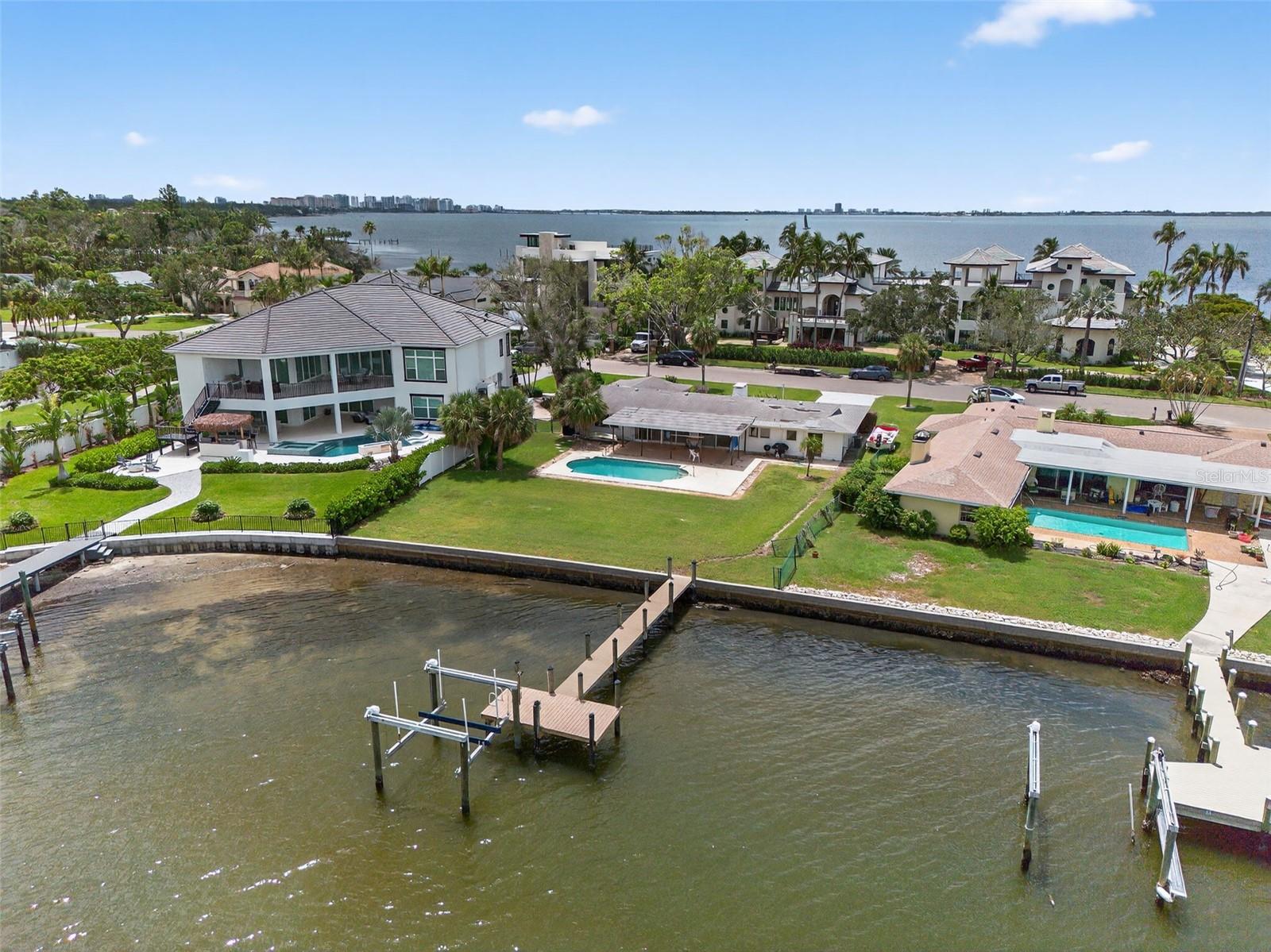 377 Shore Drive, FL