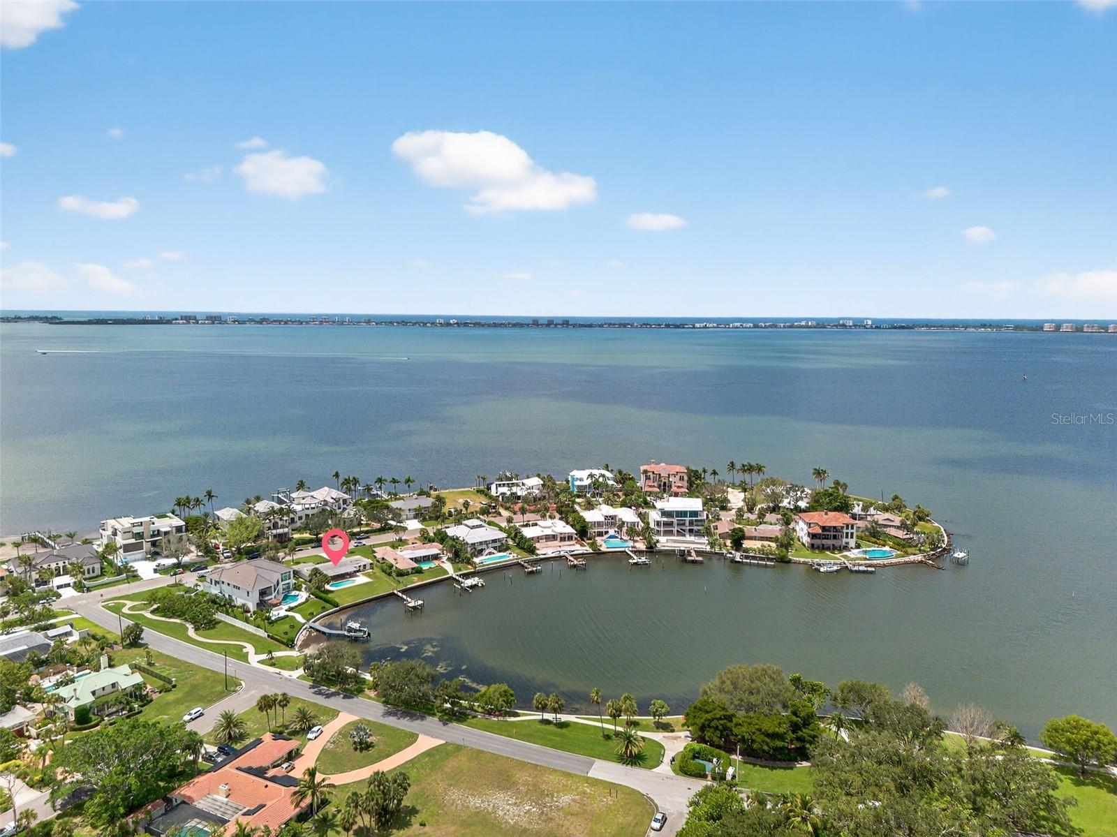 377 Shore Drive, FL