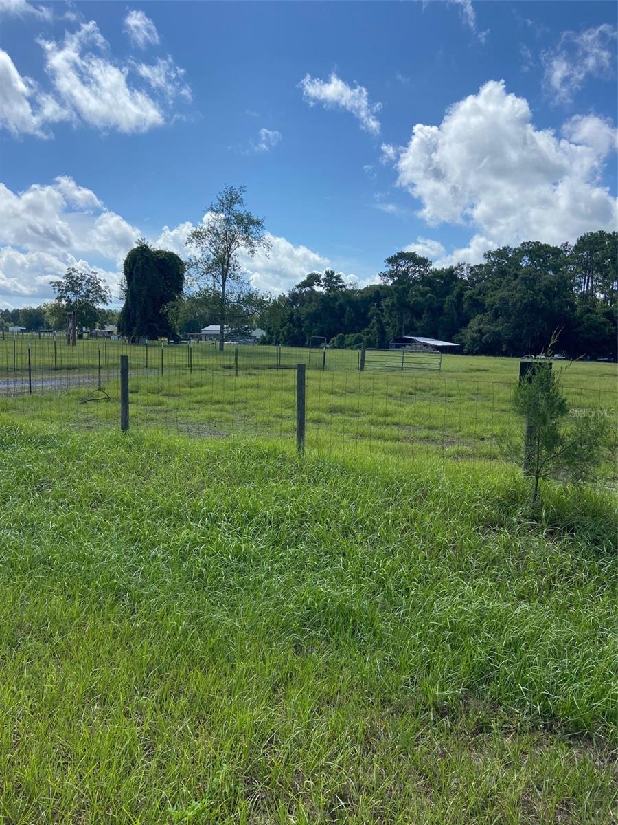 74 Locust Run, FL