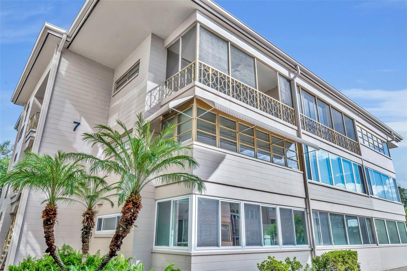 311 E Morse Blvd #7-11, FL