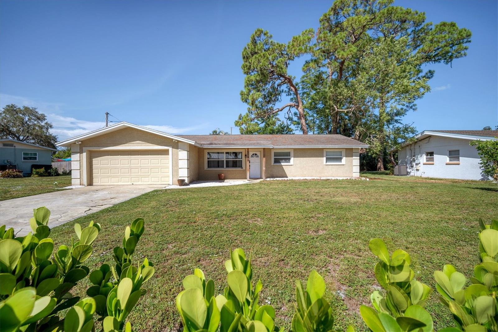 5738 Antilles Dr, FL