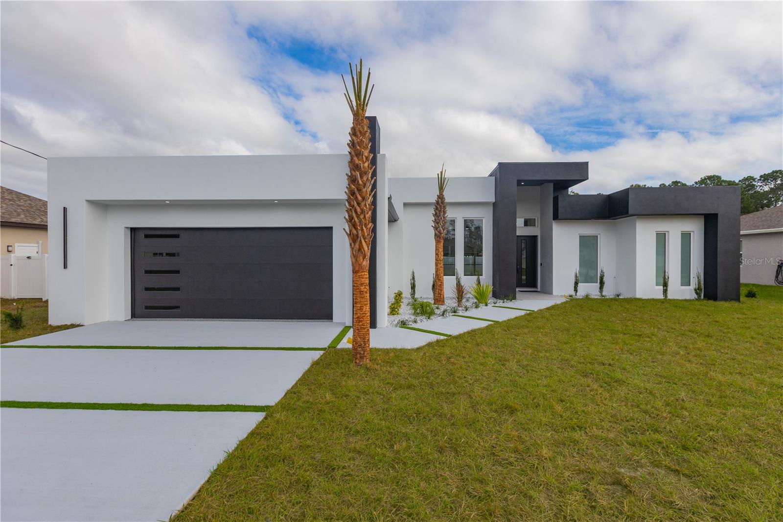 9 Edison Ln, FL