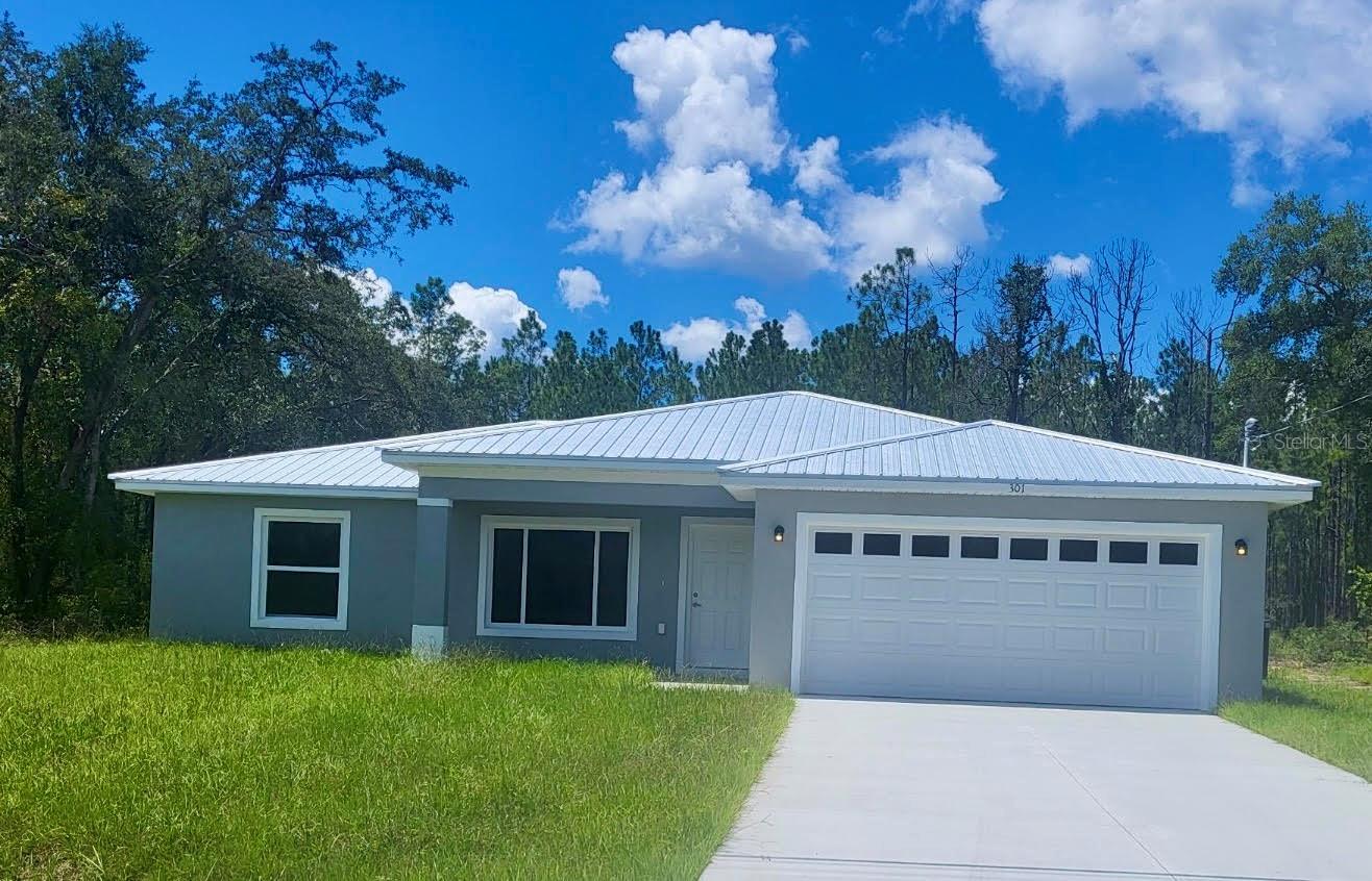 301 Fisher Way, FL