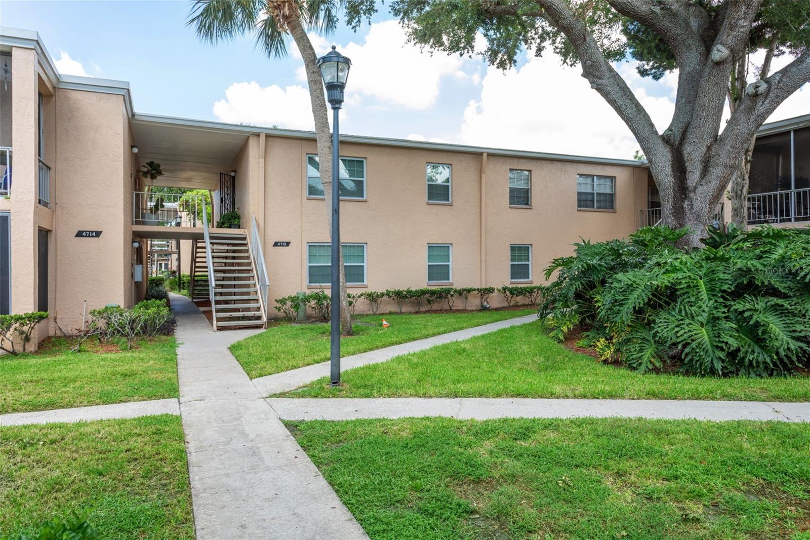 4718 Christa Court, FL