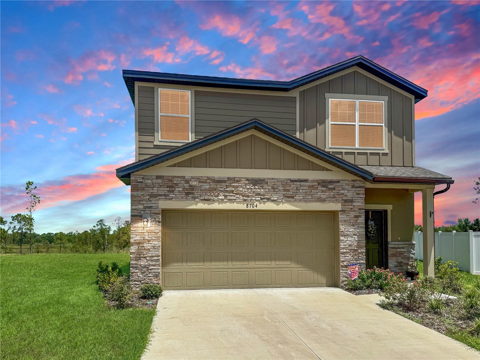 8704 Sportsman Loop, FL