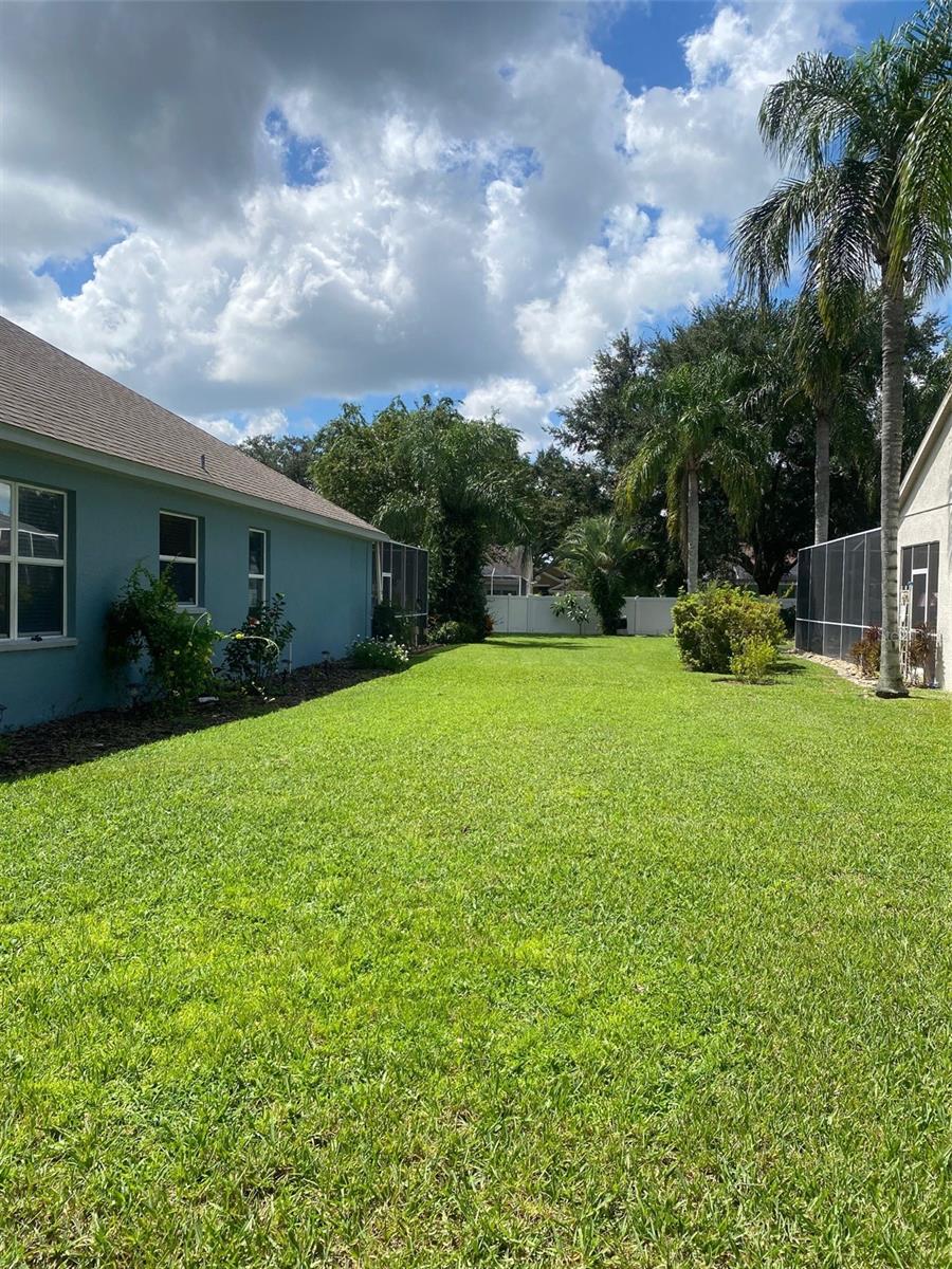 760 Bryson Loop, FL
