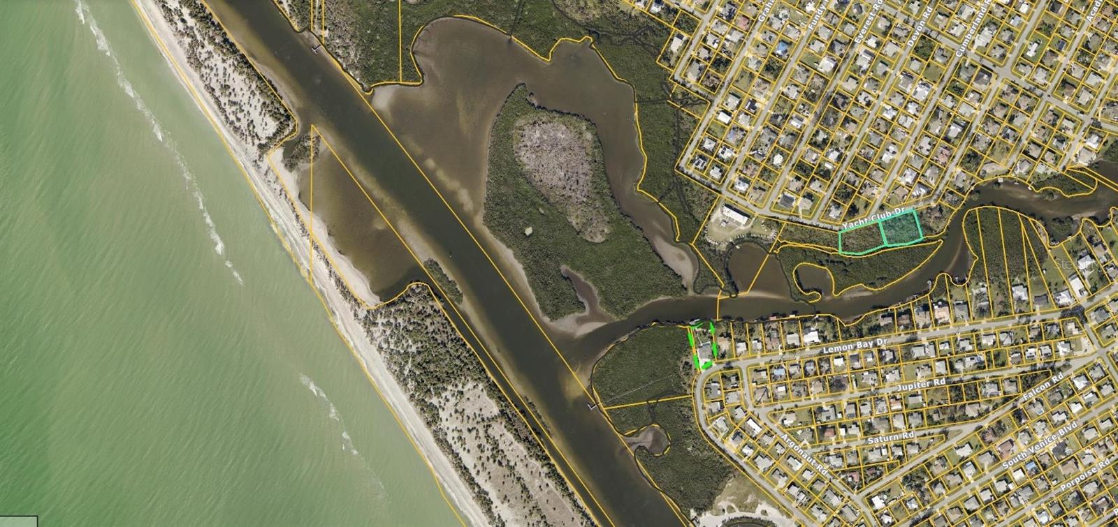 Yacht Club Drive, FL