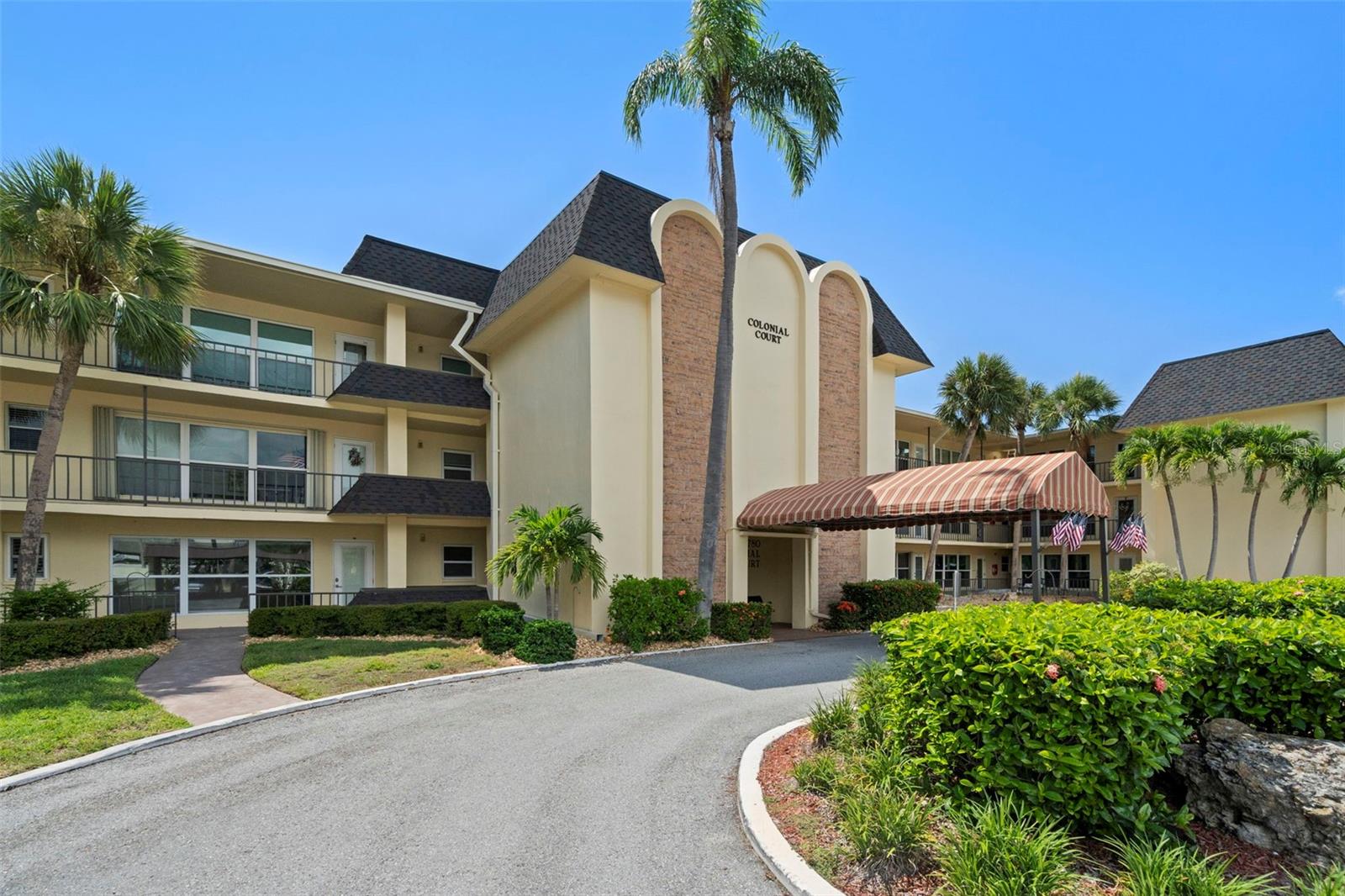 4780 Cove Circle, FL