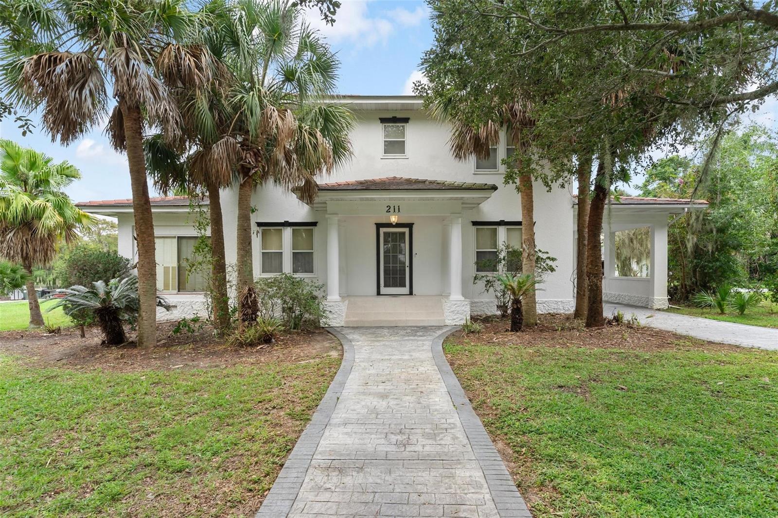 211 Central Avenue, FL