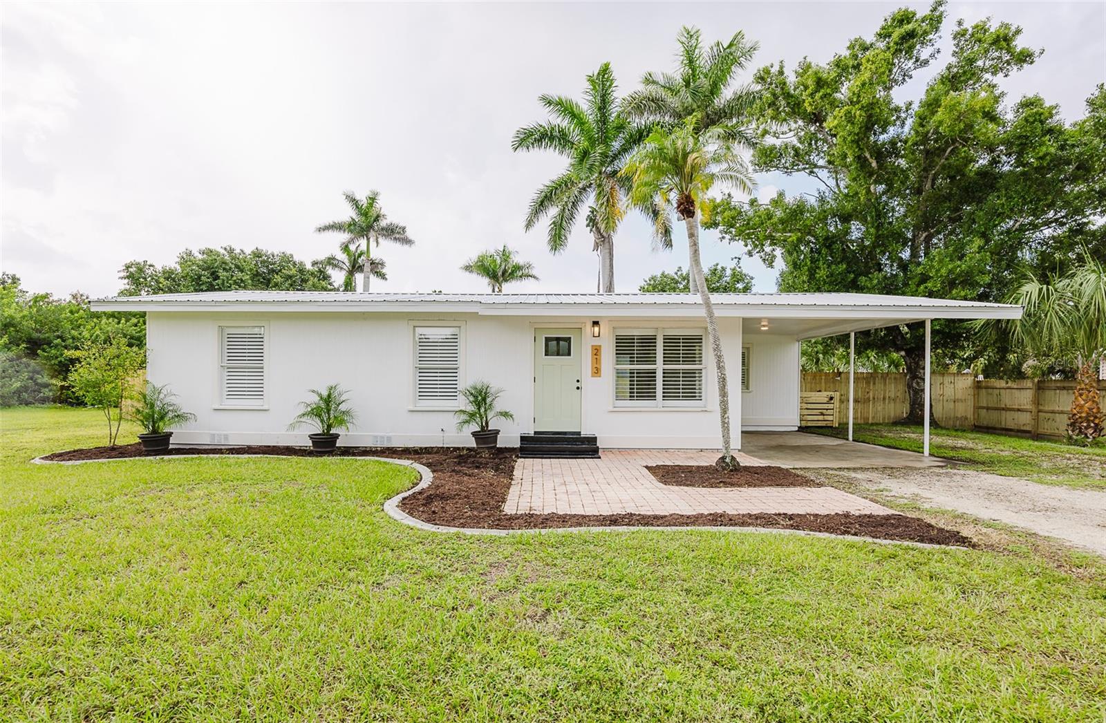 213 Mckenzie Street, FL