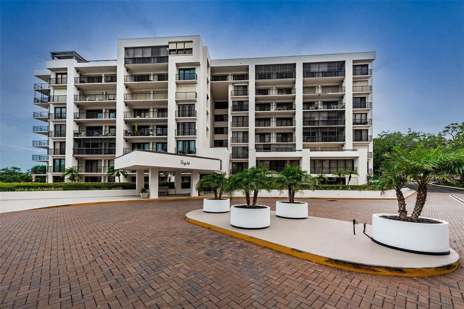 8 Belleview Boulevard, FL