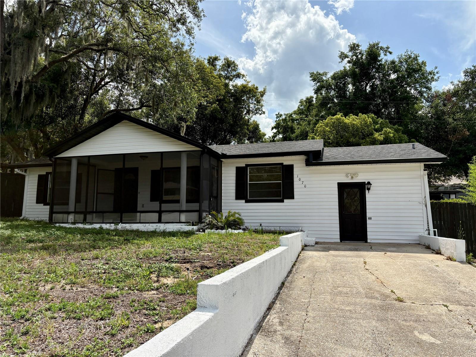 1070 Jasmine St, FL