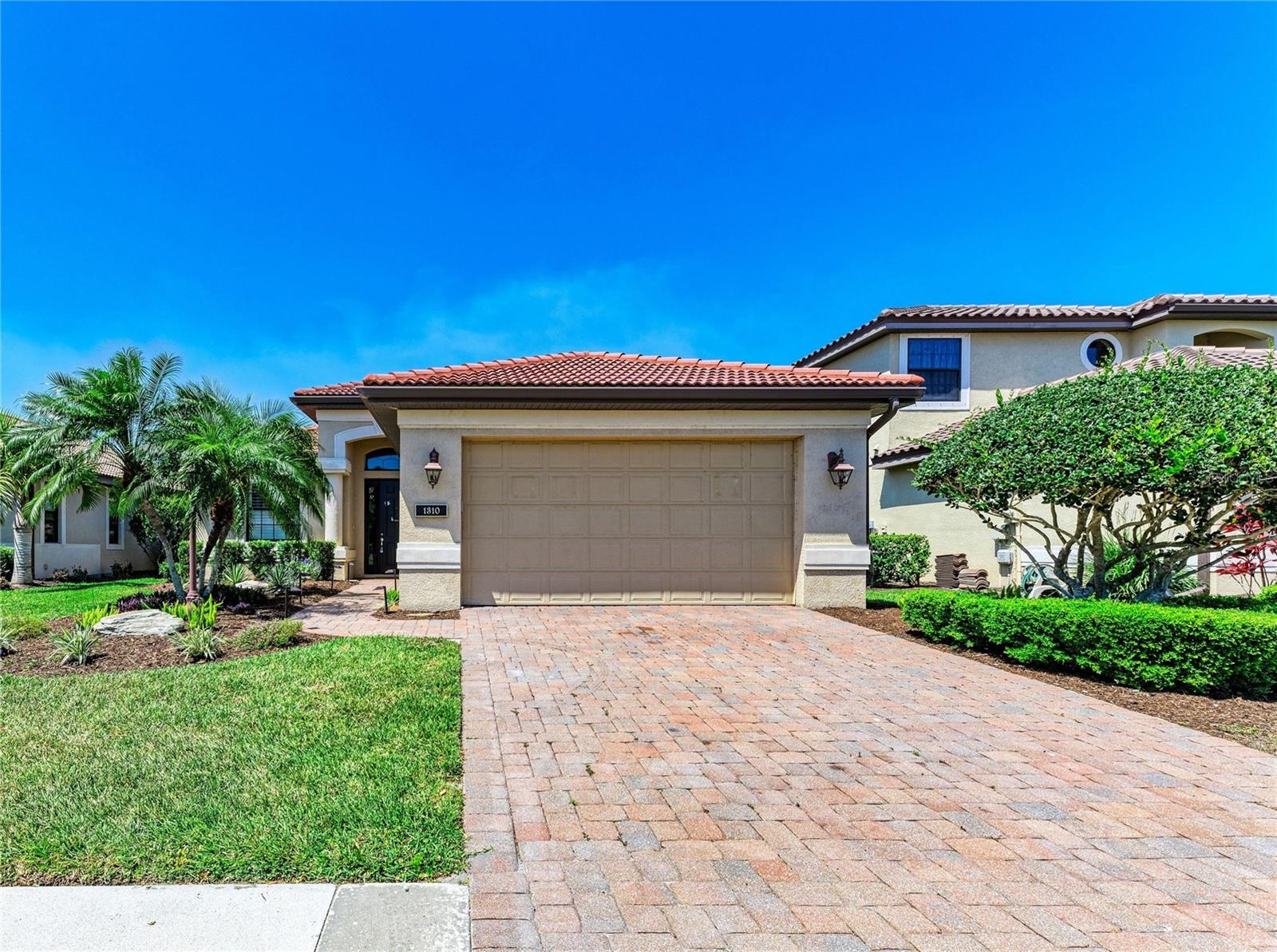 1310 Cielo Ct, FL